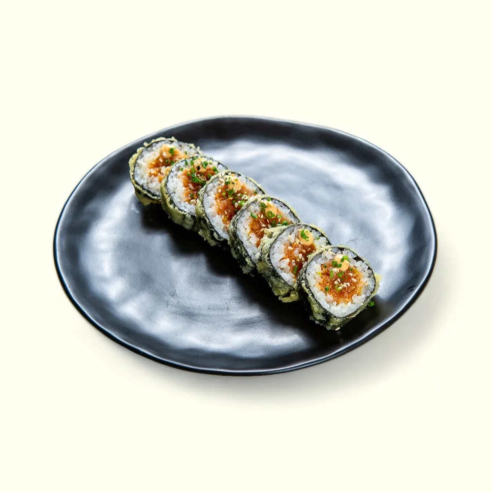 MAKI W TEMPURZE TATAR Z ŁOSOSIA